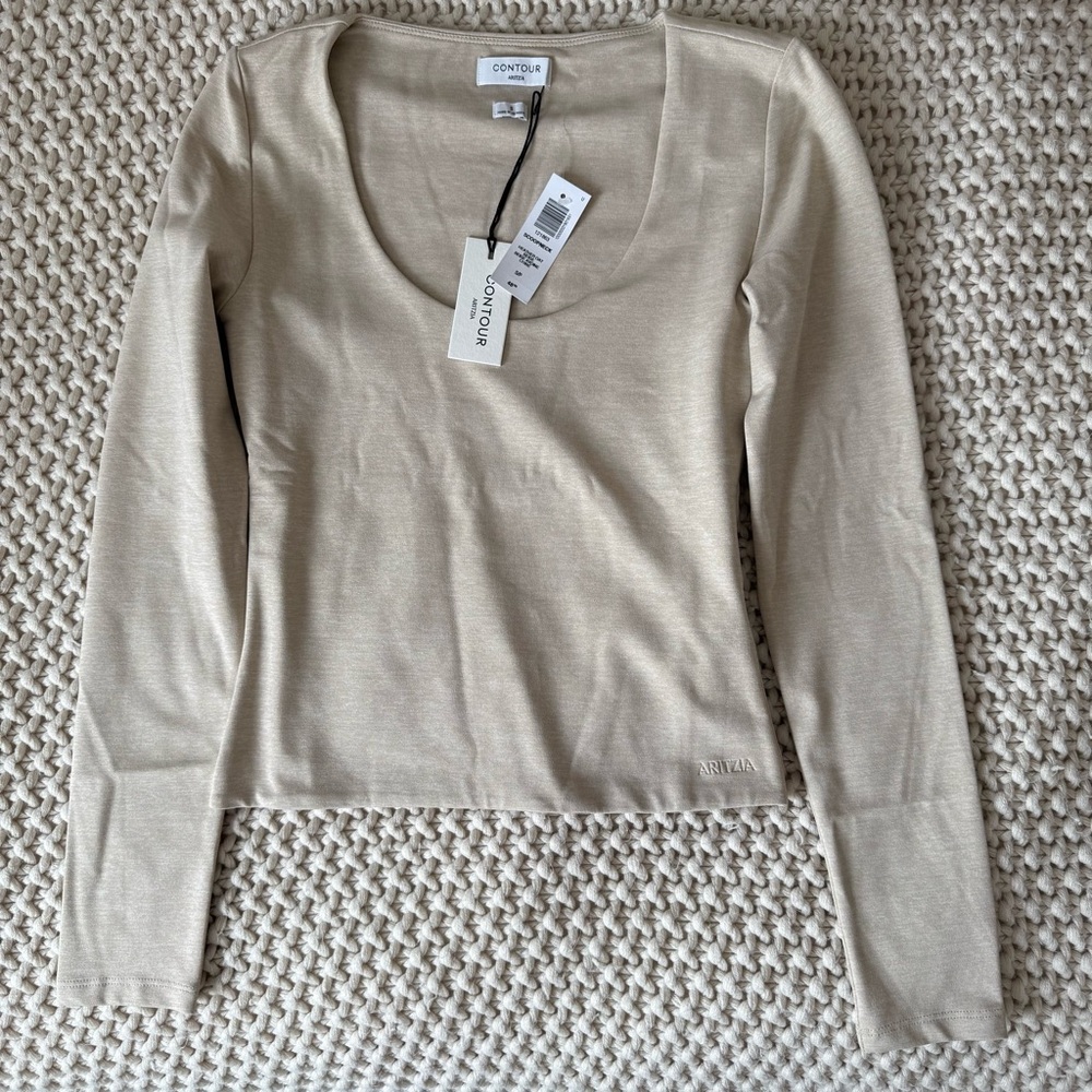 NWT Aritzia Contour Long Sleeve Shirt